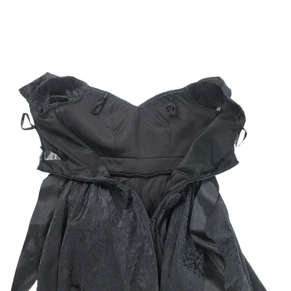 Trixxi Fit and Flare Mini Cocktail Dress Womens Junior Sz M Black Floral Gems - Picture 16 of 16